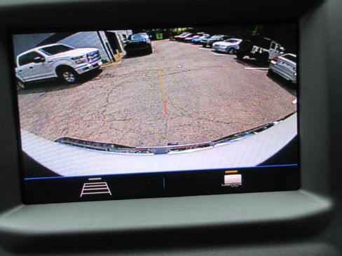 Used 2023 GMC Sierra 2500 Pro w/ Convenience Package AWD/4WD image 11