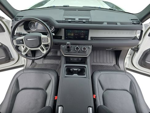 Certified 2023 Land Rover Defender 90 S AWD/4WD image 9