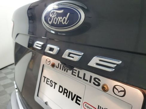 Used 2021 Ford Edge SEL w/ Convenience Package image 7