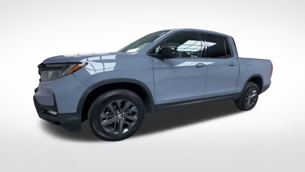 Used 2024 Honda Ridgeline Sport image 4