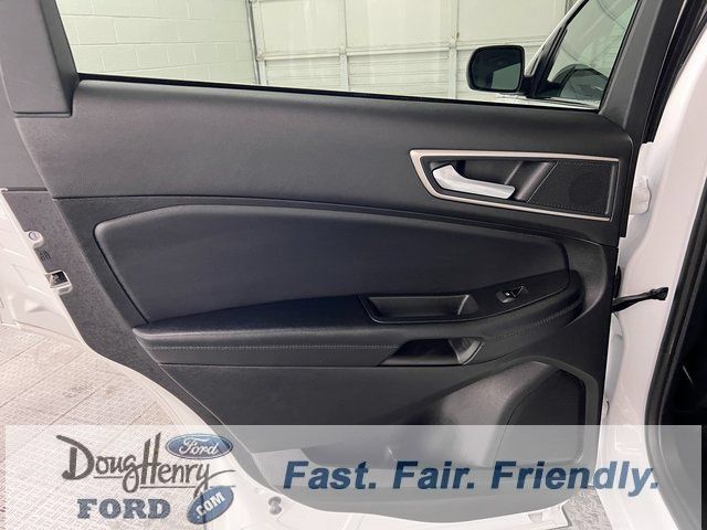 Used 2024 Ford Edge SEL AWD/4WD image 29