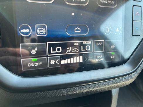 Used 2023 Subaru Ascent Onyx Edition AWD/4WD image 29