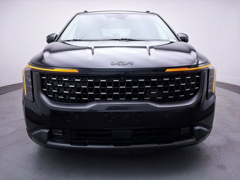 Used 2025 Kia Carnival SX image 12