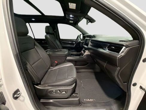 Used 2022 GMC Yukon Denali image 27