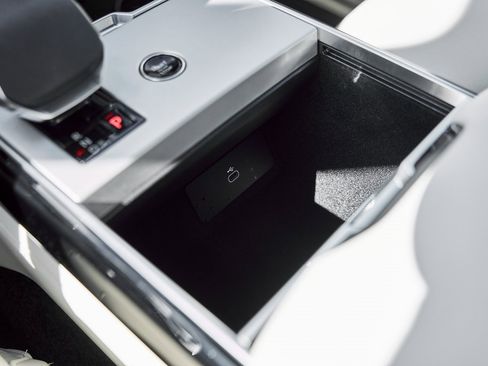 Used 2026 Land Rover Range Rover Long Wheelbase SE image 68