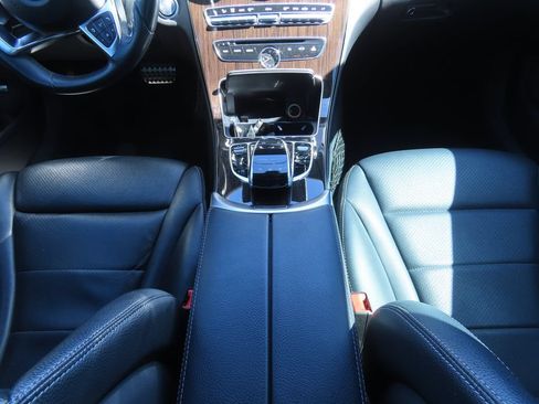 Used 2015 Mercedes-Benz C 300 Sedan image 9