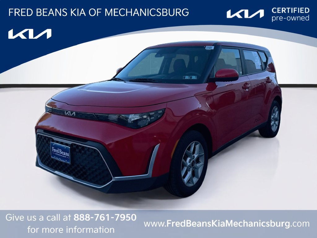 Certified 2023 Kia Soul LX w/ LX Technology Package FWD image 3