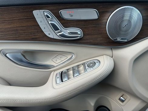 Certified 2021 Mercedes-Benz C 300 4MATIC Sedan image 16