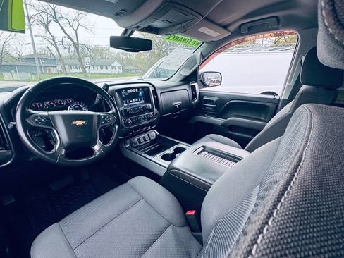 Used 2018 Chevrolet Silverado 1500 LT w/ All Star Edition AWD/4WD image 10