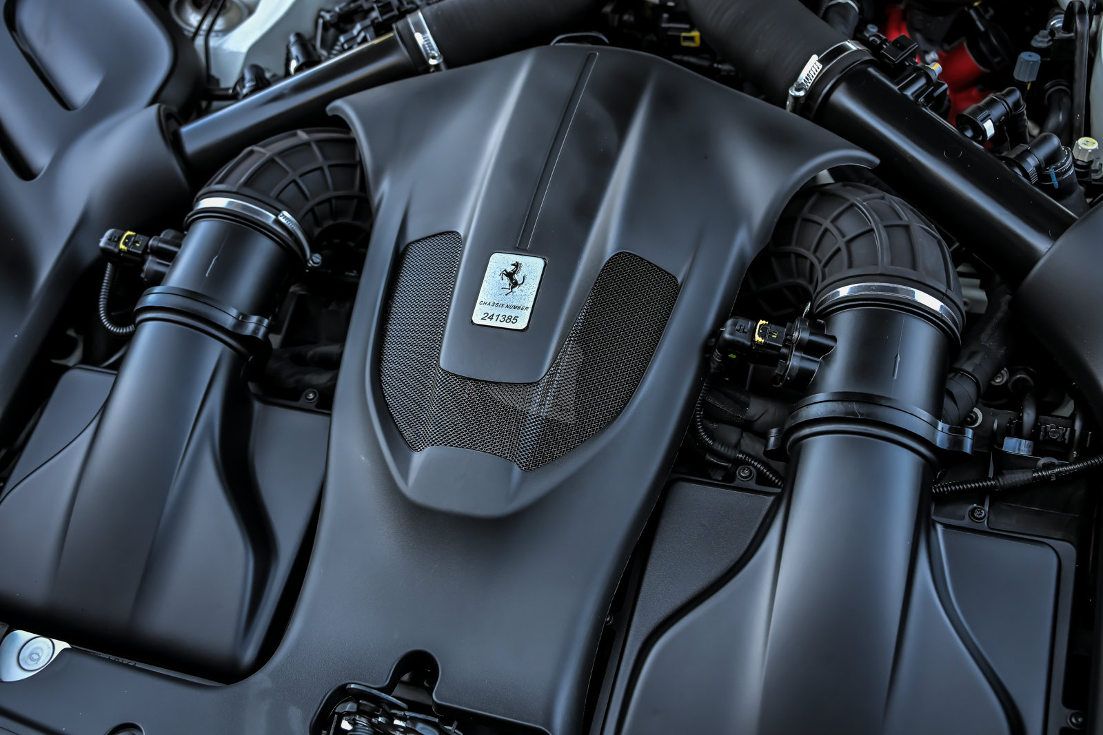 Used 2019 Ferrari Portofino RWD image 23