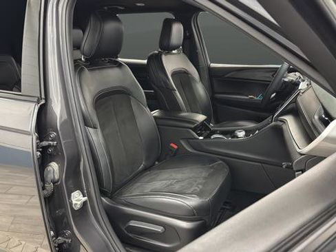 Used 2023 Jeep Grand Cherokee L Laredo AWD/4WD image 22