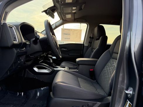 New 2026 Nissan Frontier SV image 11