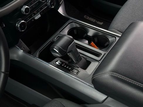 Used 2025 Ford F150 Lightning XLT AWD/4WD image 30