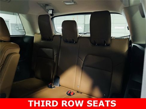 New 2025 Nissan Pathfinder Platinum image 12