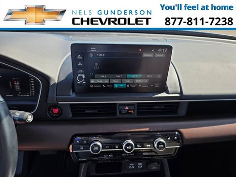 Used 2025 Honda Pilot Elite image 23