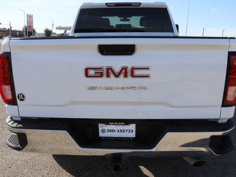 Used 2020 GMC Sierra 2500 4x4 Crew Cab w/ Convenience Package image 6