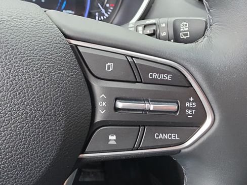 Used 2020 Hyundai Santa Fe Limited AWD/4WD image 15