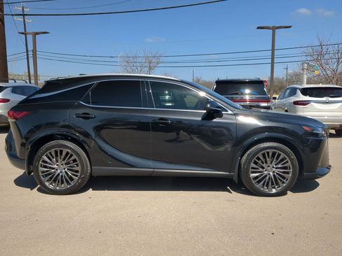 Used 2024 Lexus RX 350 FWD image 2