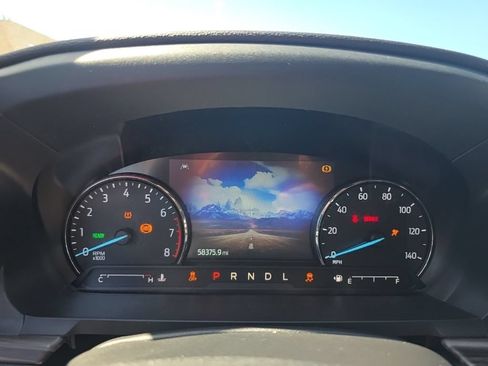 Used 2023 Ford Explorer Limited w/ Hybrid Equipment Group 310A AWD/4WD image 15