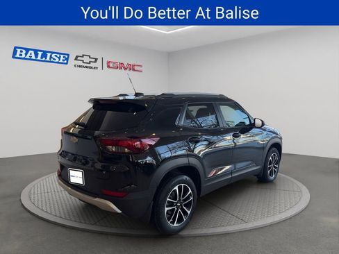 New 2026 Chevrolet TrailBlazer LT w/ Convenience Package image 3