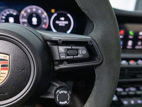 Certified 2025 Porsche 911 Carrera T RWD image 20
