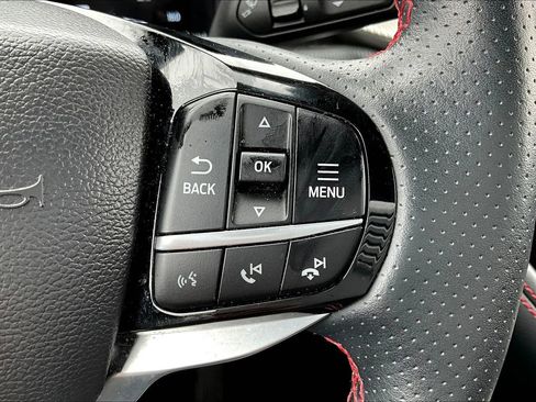 Used 2025 Ford Explorer ST-Line w/ ST-Line Street Pack AWD/4WD image 12