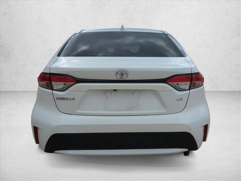 Used 2020 Toyota Corolla LE image 7