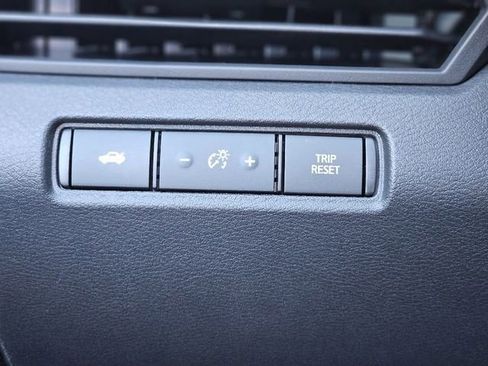 New 2025 Nissan Altima 2.5 SR image 19