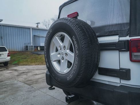 Used 2015 Jeep Wrangler Sport w/ Quick Order Package 24S image 27