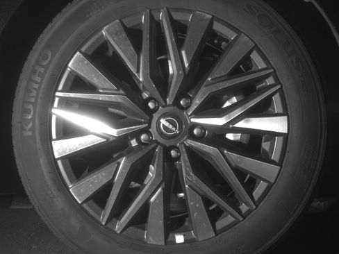 Used 2025 Nissan Altima 2.5 SV image 13