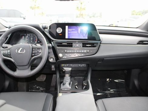 Used 2023 Lexus ES 350 w/ Premium Package image 10