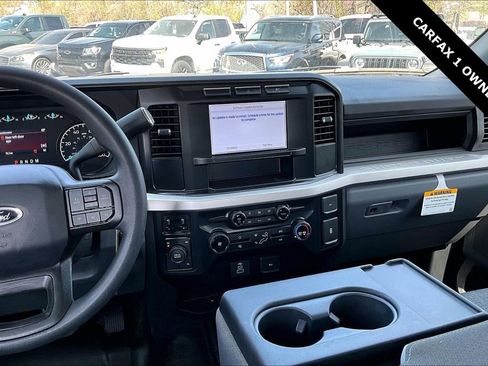 Used 2024 Ford F250 XL w/ XL Chrome Package image 10