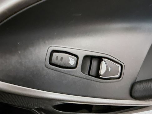 Used 2017 Hyundai Santa Fe Limited w/ Cargo Package image 31