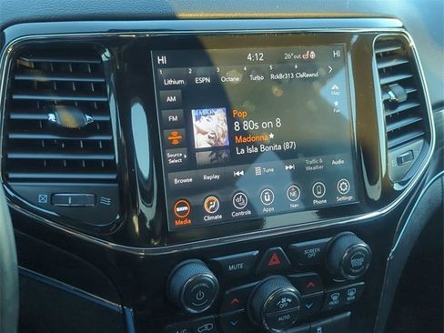 Used 2021 Jeep Grand Cherokee Limited image 17