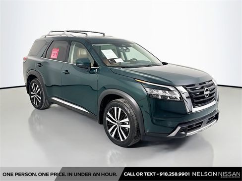 Certified 2024 Nissan Pathfinder Platinum w/ Cargo Package image 3