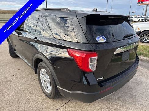 Certified 2022 Ford Explorer XLT w/ Equipment Group 202A image 8