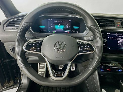 Used 2022 Volkswagen Tiguan SE R-Line AWD/4WD image 19