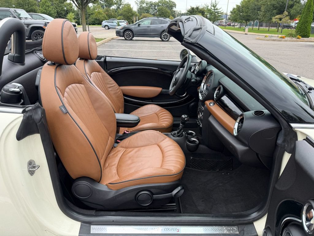 Used 2015 MINI Cooper Roadster S FWD image 11