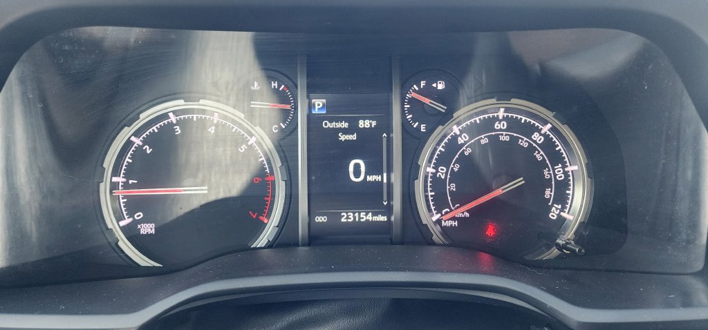 Used 2024 Toyota 4Runner Limited RWD image 33