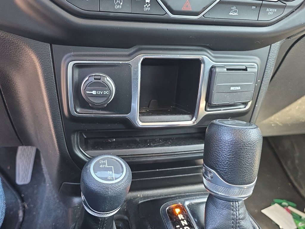 Used 2022 Jeep Wrangler Unlimited Sport AWD/4WD image 20