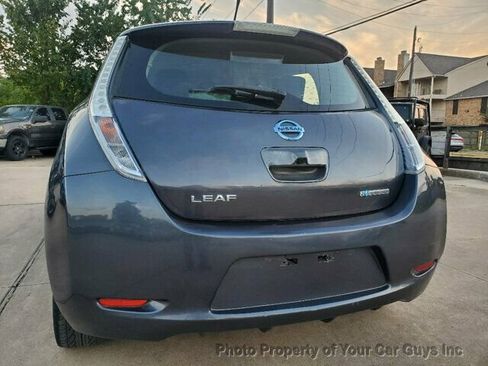 Used 2013 Nissan Leaf S image 17
