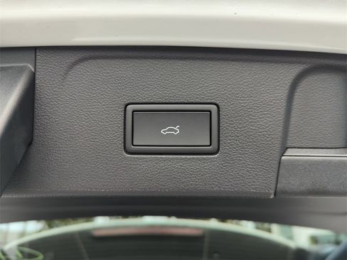 New 2026 Volkswagen Atlas Peak Edition image 21