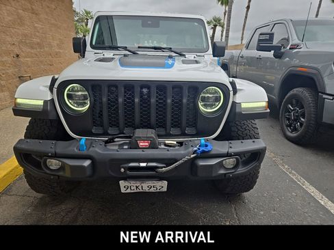 Used 2022 Jeep Wrangler Unlimited Rubicon 4xe w/ Steel Bumper Group AWD/4WD image 2