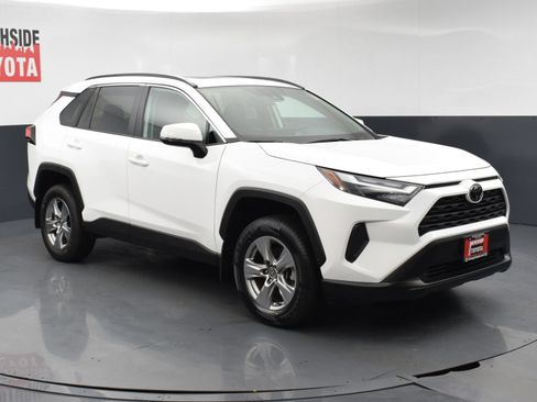 Used 2024 Toyota RAV4 XLE w/ Convenience Package AWD/4WD image 6