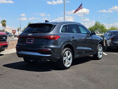 Used 2025 Audi Q5 Premium Plus w/ Premium Plus AWD/4WD image 5