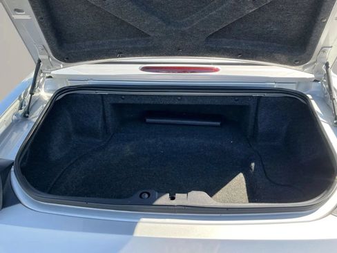 Used 2004 Ford Thunderbird RWD image 14