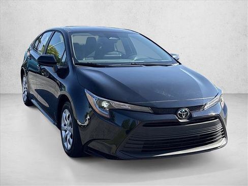 Certified 2026 Toyota Corolla LE FWD image 3