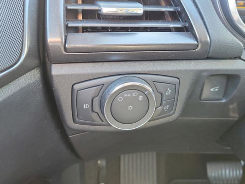 Used 2020 Ford Fusion Titanium image 23