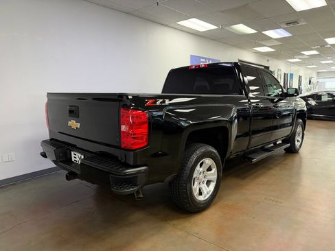 Used 2018 Chevrolet Silverado 1500 LT w/ All Star Edition AWD/4WD image 6