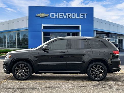 Used 2019 Jeep Grand Cherokee High Altitude image 2